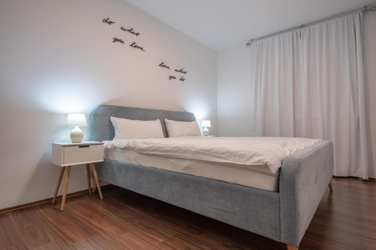 Schoene 2 Zimmerwohnung Mit Uhd-Tv, Grossem Balkon Und Haengematte Lampertheim Exterior photo